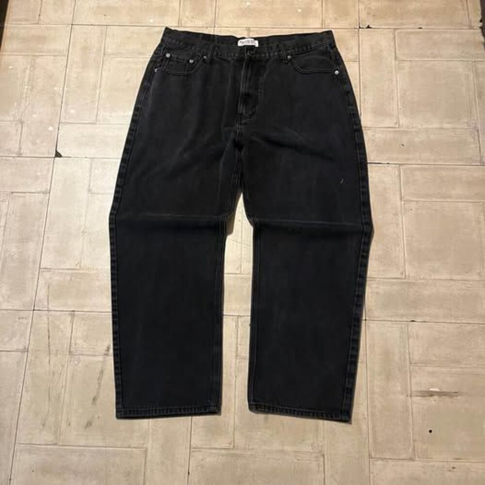 Men’s baggy beyond the limit black denim pants size 42x32